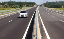 Nhiều nhà đầu tư Hàn Quốc, Trung Quốc dự thầu cao tốc Bắc Nam