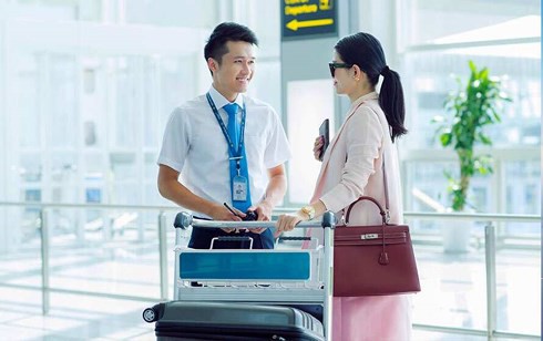 Từ 1/8: Hành khách đi Vietnam Airlines cần biết quy định mới hành lí, hệ kiện là gì? - Ảnh 1. Từ 1/8: Hành khách đi Vietnam Airlines cần biết quy định mới hành lí, hệ kiện là gì? - Ảnh 1.