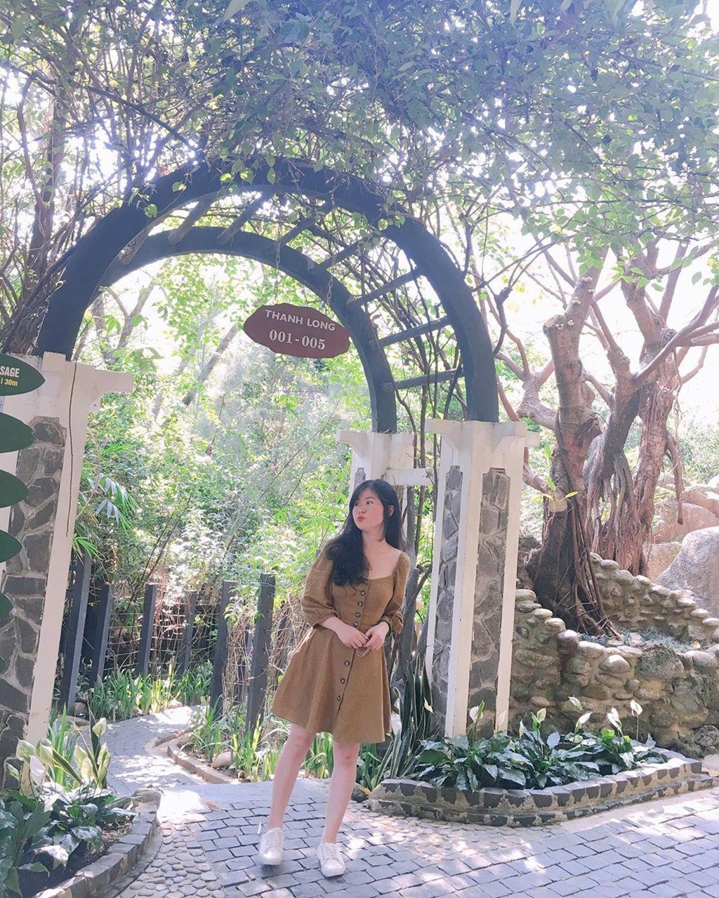 'Tam tien' tha ga tai suoi khoang nong dep quen loi ve o Da Nang hinh anh 13 'Tam tien' tha ga tai suoi khoang nong dep quen loi ve o Da Nang hinh anh 13