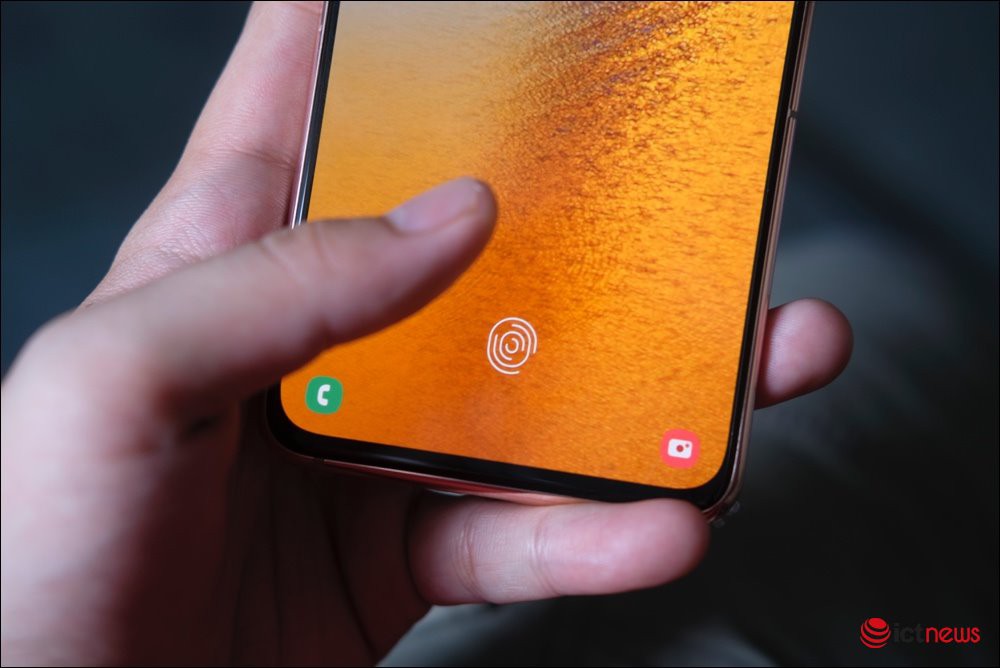 Samsung Galaxy A80: Tiên phong camera trượt xoay - Ảnh 5. Samsung Galaxy A80: Tiên phong camera trượt xoay - Ảnh 5.