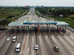 Tiếp tục thu phí cao tốc TP HCM - Trung Lương?