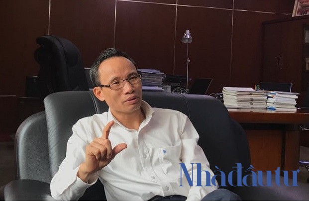 TS. Cấn Văn Lực: 'Vàng không còn là công cụ để đầu cơ lướt sóng' - Ảnh 1.