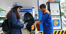 Giữ hay bỏ quỹ bình ổn giá xăng dầu?
