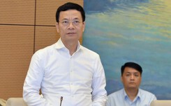 Bộ trưởng Nguyễn Mạnh Hùng: Xây dựng mạng xã hội cho người Việt, nói vui là không để ‘não người Việt nằm ở nước ngoài’