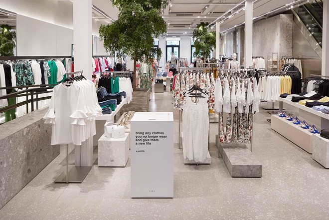 Zara và H&M đóng hàng trăm cửa hàng, chuyển sang bán online - Ảnh 2. Zara và H&M đóng hàng trăm cửa hàng, chuyển sang bán online - Ảnh 2.