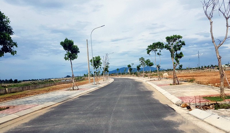 Cơn sốt ‘điêu tàn’ Đà Nẵng, tiền tỷ chôn cứng đại gia tháo chạy - Ảnh 1. Cơn sốt ‘điêu tàn’ Đà Nẵng, tiền tỷ chôn cứng đại gia tháo chạy - Ảnh 1.