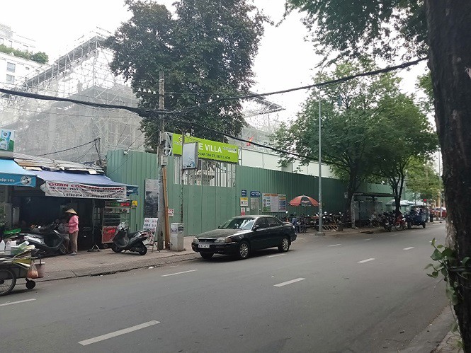 Cận cảnh biệt thự cổ 35 triệu đô quây tôn ở Sài Gòn - Ảnh 4. Cận cảnh biệt thự cổ 35 triệu đô quây tôn ở Sài Gòn - Ảnh 4.