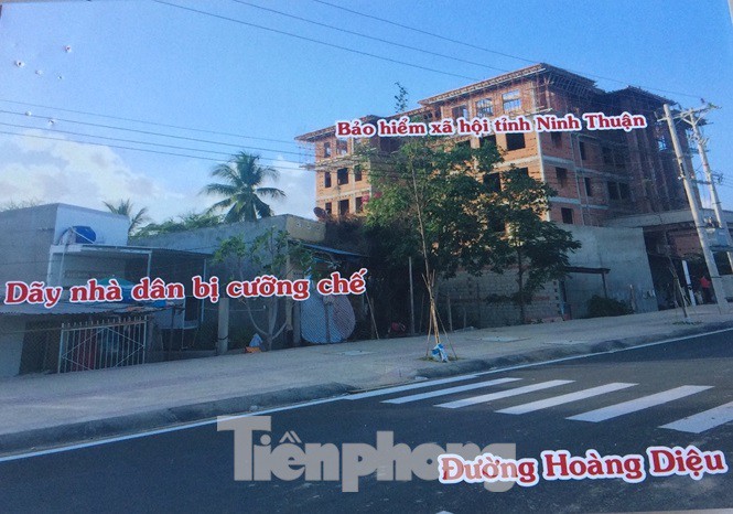 Lập dự án 'đường chồng đường' để thu hồi, bán đấu giá đất của dân? - Ảnh 2. Lập dự án 'đường chồng đường' để thu hồi, bán đấu giá đất của dân? - Ảnh 2.