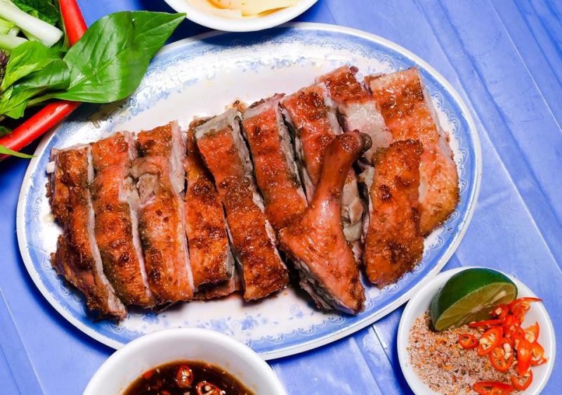 An gi o Ha Noi khi troi mua bao? hinh anh 3 An gi o Ha Noi khi troi mua bao? hinh anh 3