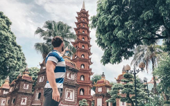 Lí do chùa Trấn Quốc được vinh danh là điểm du lịch tâm linh đẹp hàng đầu thế giới