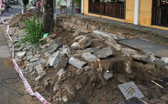 Thi công nâng cấp vỉa hè đường phố Đà Nẵng chậm, ảnh hưởng sinh hoạt người dân
