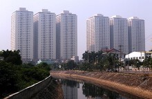 Hà Nội đối thoại với cư dân mua nhà của 'đại gia điếu cày'