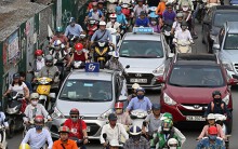 Hiệp hội taxi ba thành phố kiến nghị lí giải việc 'taxi công nghệ' không phải gắn mào