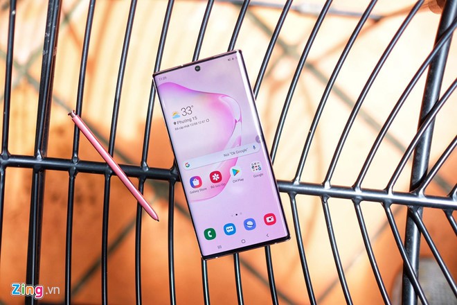 Khách lên Note10, đại lí ở Sài Gòn thu mua Note8 cũ giá 400.000 đồng - Ảnh 2. Khách lên Note10, đại lí ở Sài Gòn thu mua Note8 cũ giá 400.000 đồng - Ảnh 2.