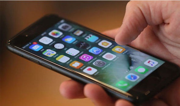 iphone-7-unlocked-sim-free-smartphone-721282 iphone-7-unlocked-sim-free-smartphone-721282