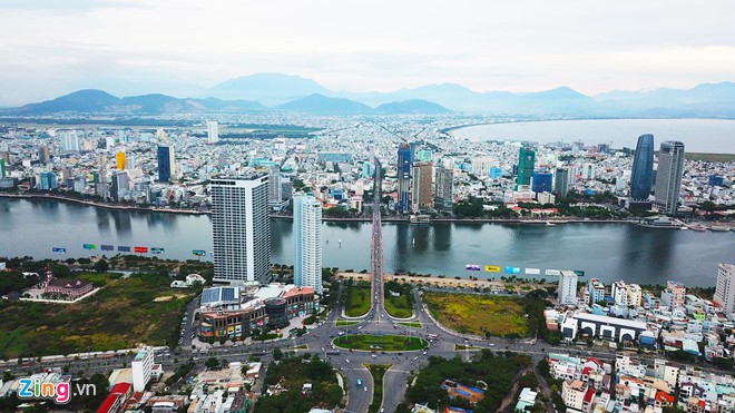 TS Trần Du Lịch: 'Cứ phân lô bán nền, Đà Nẵng không thể phát triển' - Ảnh 2. TS Trần Du Lịch: 'Cứ phân lô bán nền, Đà Nẵng không thể phát triển' - Ảnh 2.