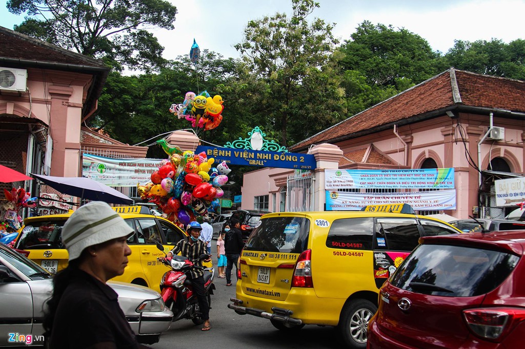 5 điểm đón taxi cố định ở Sài Gòn bị lãng quên, hoang phí - Ảnh 4.
