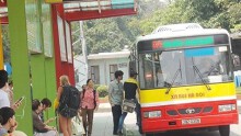 Điểm danh gần 50 điểm cấp thẻ xe buýt miễn phí tại Hà Nội