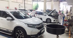 Đại lí ôtô kêu trời vì hàng tồn