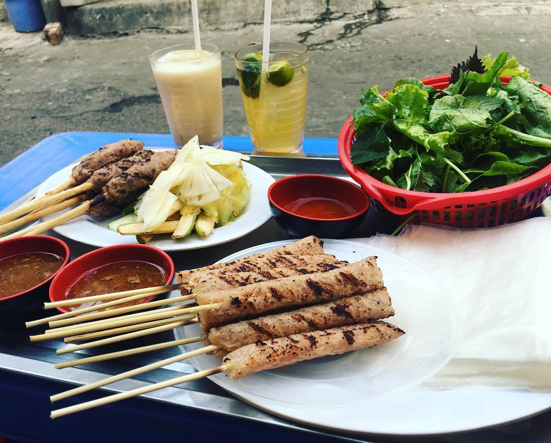 Lễ 2/9 ngại đi chơi xa, đến ngay những quán ăn ngon và thưởng thức món ăn vặt nổi tiếng xứ Huế - Ảnh 6. Lễ 2/9 ngại đi chơi xa, đến ngay những quán ăn ngon và thưởng thức món ăn vặt nổi tiếng xứ Huế - Ảnh 6.