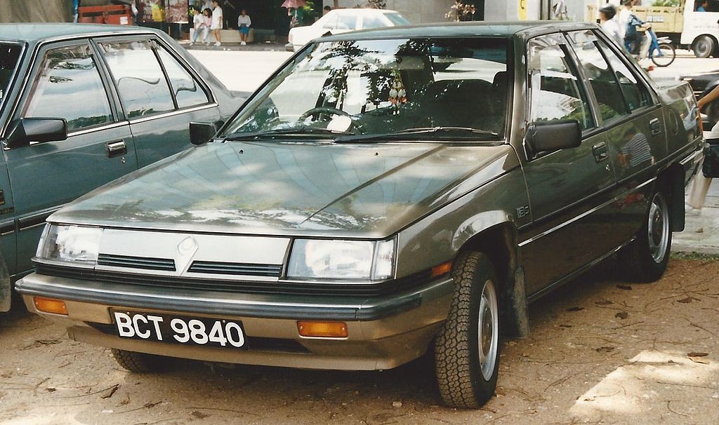 1024px-%2785_Proton_Saga_in_Kuala_Lumpur 1024px-%2785_Proton_Saga_in_Kuala_Lumpur