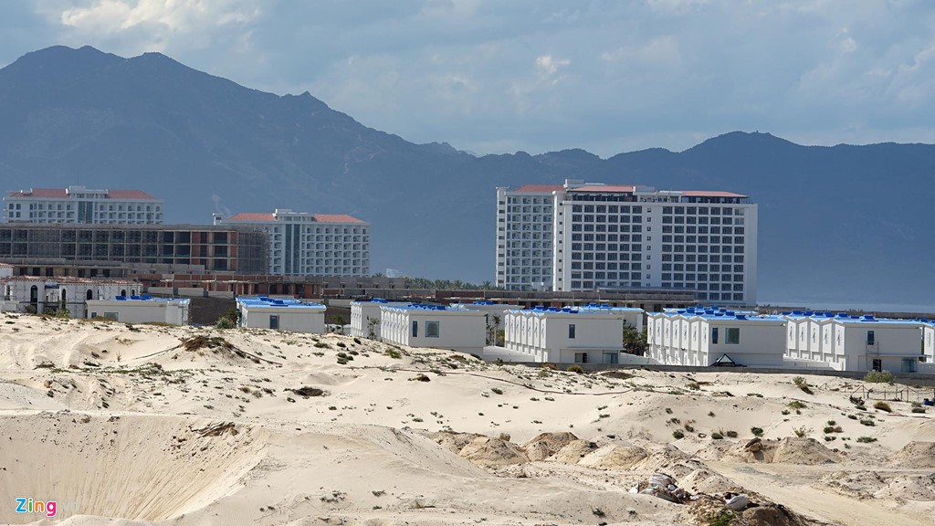 Condotel thoái trào vì rủi ro pháp lý, tương lai sẽ đi về đâu? - Ảnh 1.