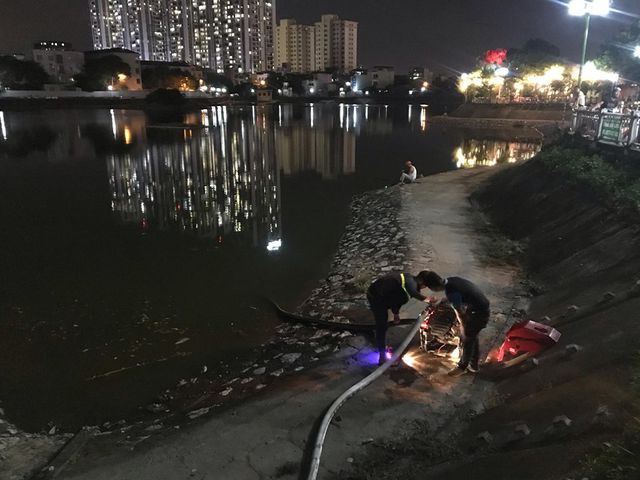 Hiện trường vụ cháy cực lớn tại Nhà máy bóng đèn phích nước Rạng Đông - Ảnh 14.