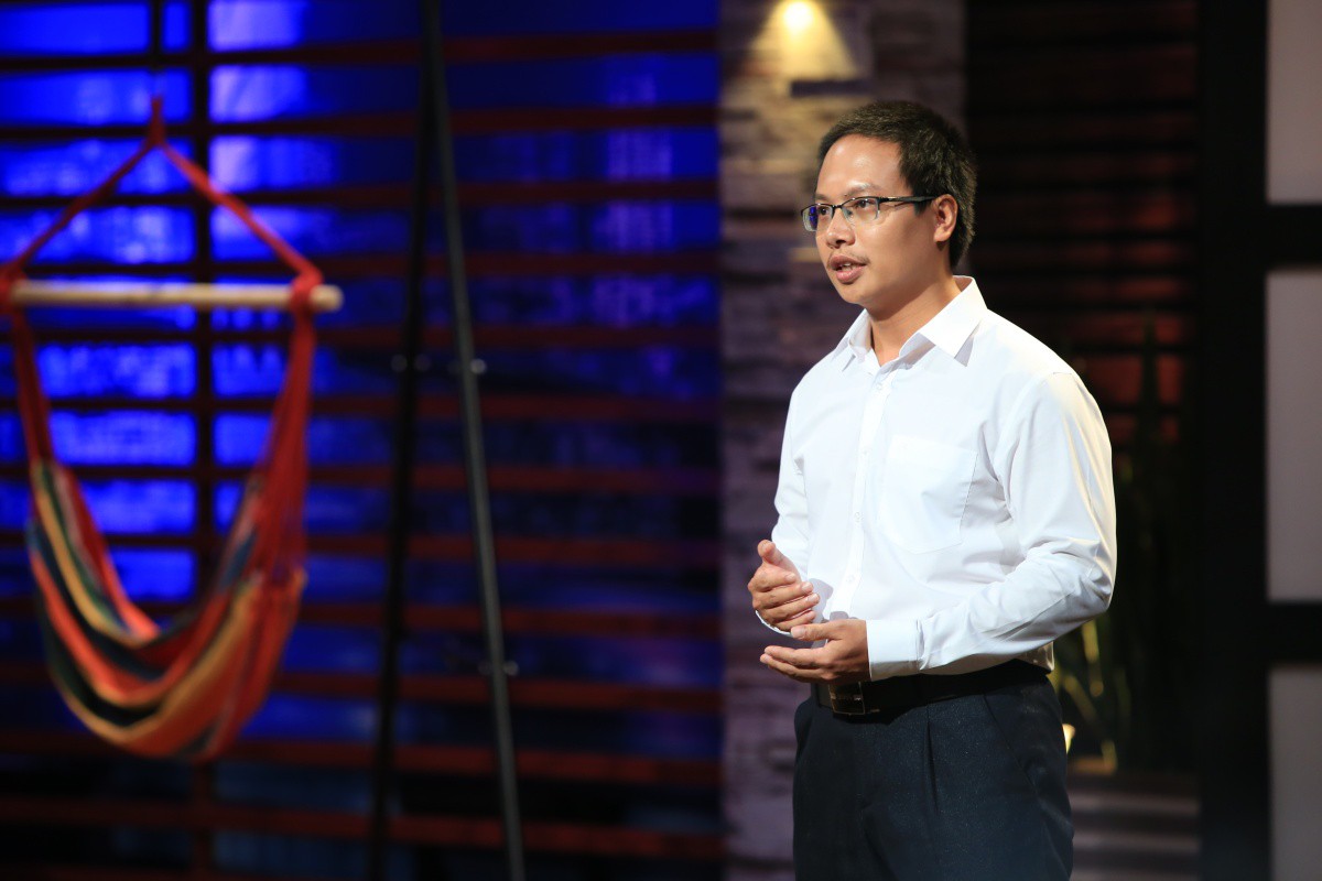 KHANH TRINH (2) KHANH TRINH (2)
