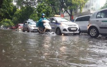 Hà Nội đang mưa to, cảnh báo ngập lụt trên các tuyến phố này