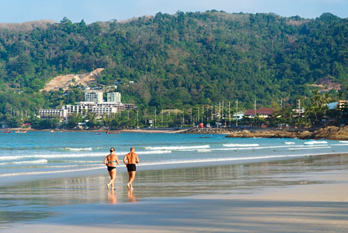 Mẹo mua vé máy bay và phòng khách sạn giá tốt dù sát ngày đi - Ảnh 1. Mẹo mua vé máy bay và phòng khách sạn giá tốt dù sát ngày đi - Ảnh 1.