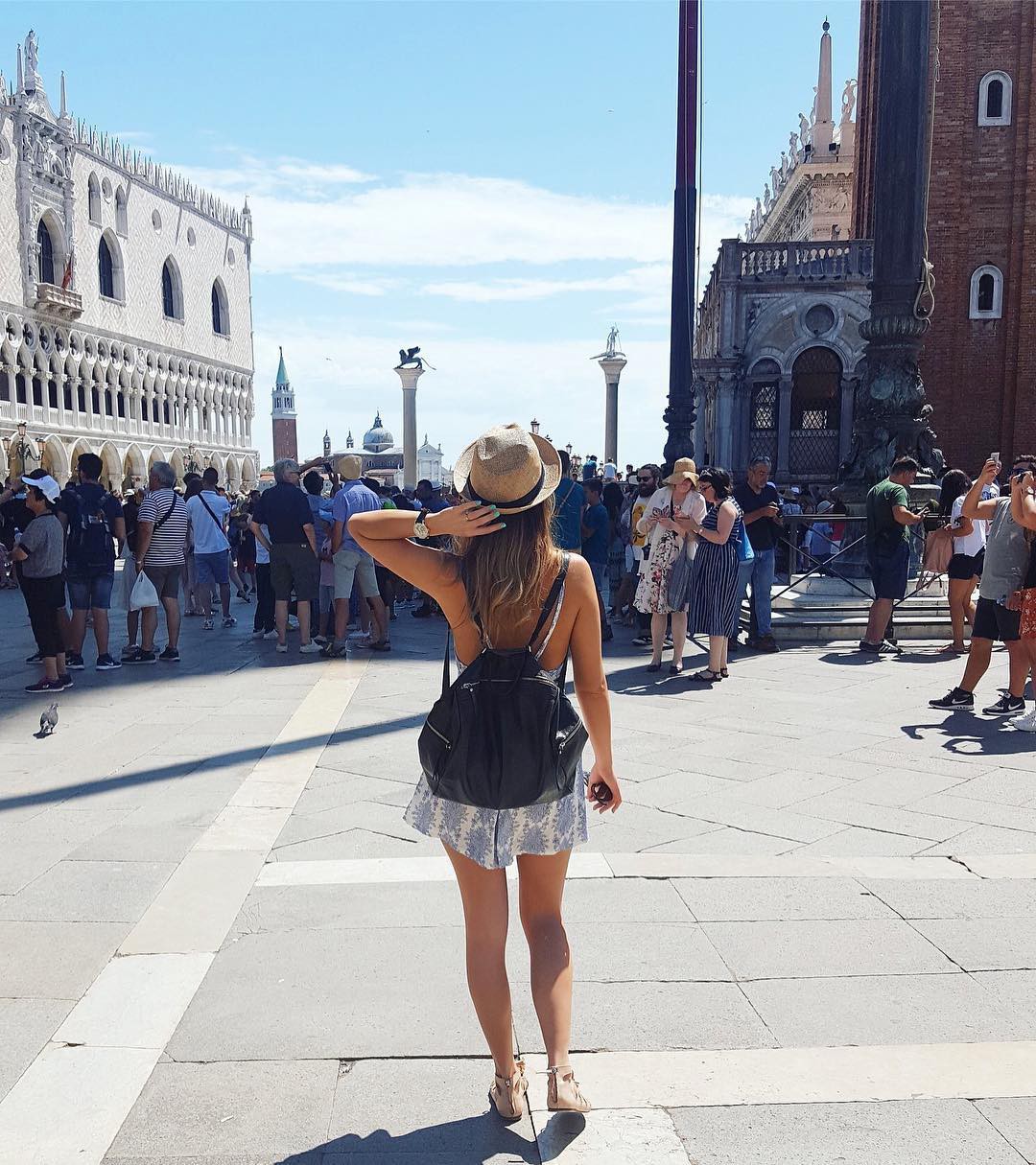 Những luật cấm kì lạ du khách cần lưu ý khi đến Venice - Ảnh 1.