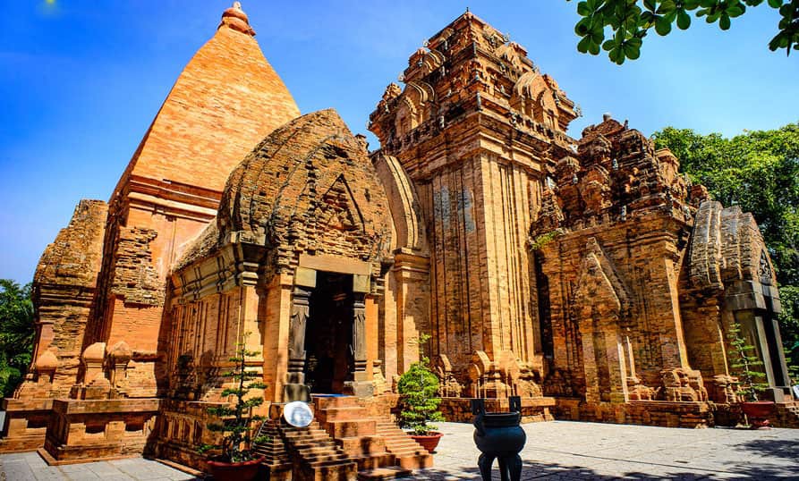 Trải nghiệm hành trình du lịch Nha Trang 3 ngày 2 đêm hấp dẫn và thú vị trong ngày hè - Ảnh 6. Trải nghiệm hành trình du lịch Nha Trang 3 ngày 2 đêm hấp dẫn và thú vị trong ngày hè - Ảnh 6.