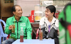 Tài xế công nghệ và những chuyến xe gánh vác cả gia đình
