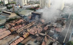 Vụ cháy Rạng Đông: Bộ TN&MT khuyến cáo tạm thời không ăn nông sản xung quanh hiện trường