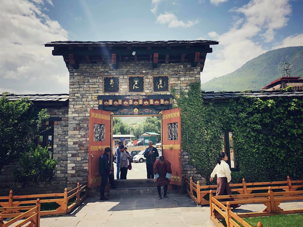 Định nghĩa 'hạnh phúc' hóa giản đơn ở vương quốc trên mây Bhutan - Ảnh 2. Định nghĩa 'hạnh phúc' hóa giản đơn ở vương quốc trên mây Bhutan - Ảnh 2.
