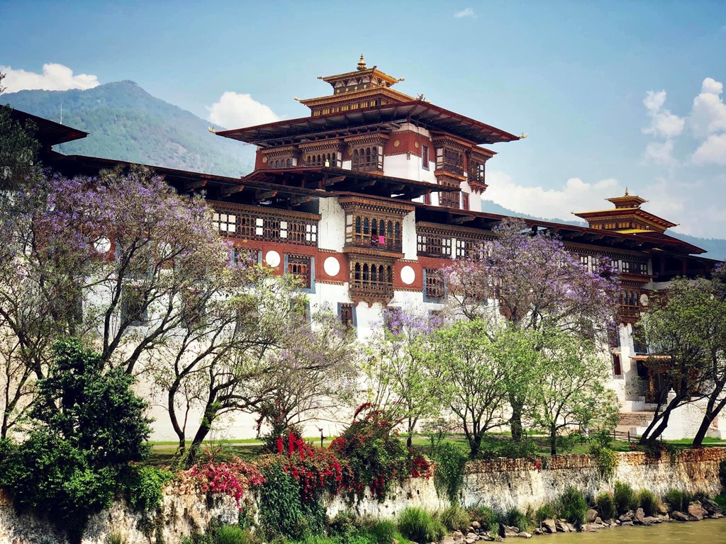 Định nghĩa 'hạnh phúc' hóa giản đơn ở vương quốc trên mây Bhutan - Ảnh 3. Định nghĩa 'hạnh phúc' hóa giản đơn ở vương quốc trên mây Bhutan - Ảnh 3.