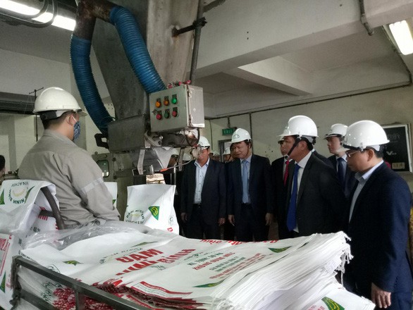 Nhà thầu Trung Quốc cù cưa, dự án nghìn tỉ không quyết toán được - Ảnh 2. Nhà thầu Trung Quốc cù cưa, dự án nghìn tỉ không quyết toán được - Ảnh 2.