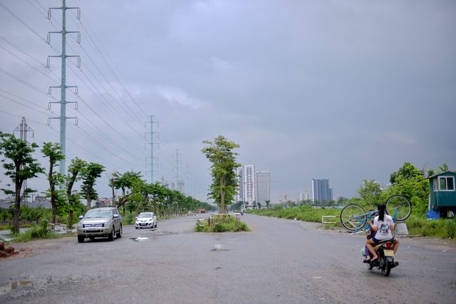 Hà Nội: Đường nối cầu Nhật Tân, Thăng Long hơn 5 năm dang dở - Ảnh 15. Hà Nội: Đường nối cầu Nhật Tân, Thăng Long hơn 5 năm dang dở - Ảnh 15.