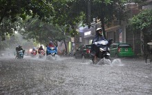 Áp thấp nhiệt đới sắp mạnh thành bão, hàng loạt thành phố trước nguy cơ ngập lụt