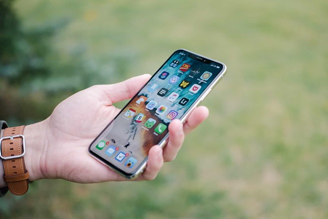 Loạt smartphone giảm giá mạnh dịp 2/9 - Ảnh 1.