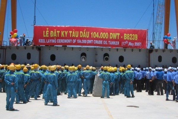 Con tàu thời Vinashin, suốt 10 năm 2 tập đoàn vẫn tranh cãi - Ảnh 1.