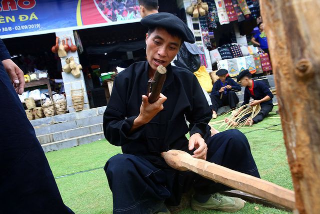 Phiên chợ vùng cao đầy màu sắc ở Hà Nội - Ảnh 14. Phiên chợ vùng cao đầy màu sắc ở Hà Nội - Ảnh 14.