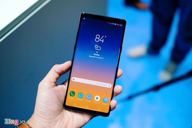 Loạt smartphone giảm giá mạnh dịp 2/9 - Ảnh 2.