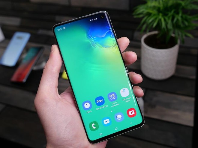 Loạt smartphone giảm giá mạnh dịp 2/9 - Ảnh 4.