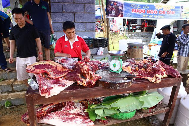 Phiên chợ vùng cao đầy màu sắc ở Hà Nội - Ảnh 7. Phiên chợ vùng cao đầy màu sắc ở Hà Nội - Ảnh 7.