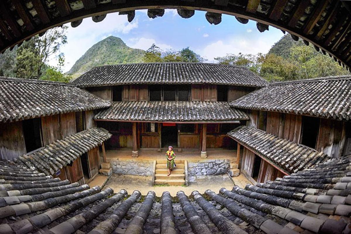 bo-van-hoa-len-tieng-ve-cap-so-do-cho-dinh-thu-ho-vuong-tai-ha-giang bo-van-hoa-len-tieng-ve-cap-so-do-cho-dinh-thu-ho-vuong-tai-ha-giang