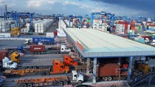 Vì sao Tân cảng Sài Gòn đề nghị bỏ hạn mức lượng tàu cập cảng Cát Lái?