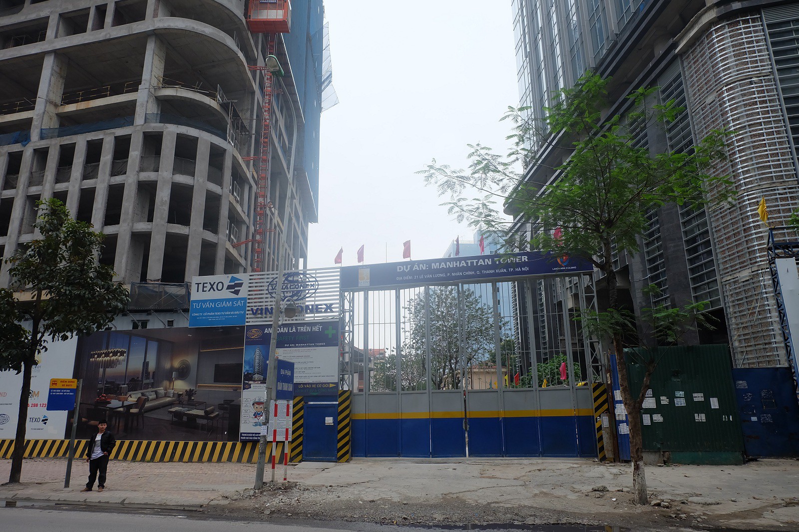 Gần một thập kỉ 'đắp chiếu', dự án ‘đất vàng’ Manhattan Tower vẫn chưa tìm ra lối thoát - Ảnh 1.
