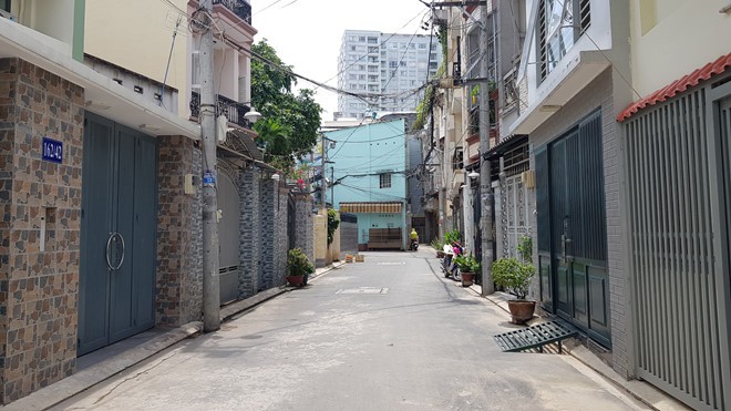 Người Sài Gòn hiến đất tiền tỉ mở hẻm: Giá nhà tăng mạnh sau 'thương thuyết' 10 năm - Ảnh 4. Người Sài Gòn hiến đất tiền tỉ mở hẻm: Giá nhà tăng mạnh sau 'thương thuyết' 10 năm - Ảnh 4.