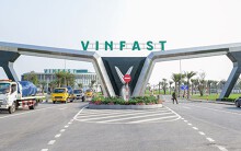 Standard & Poor’s hạ triển vọng tín nhiệm của Vingroup do tăng sử dụng nợ vay đầu tư vào công nghiệp ô tô